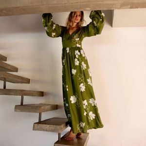 Billabong Night Bloom Maxi Dress in Fern